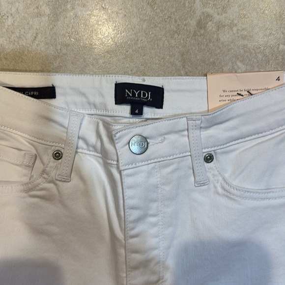 NWT! NYDJ White Joni Relaxed Denim Capri Jeans 4 Not Your Daughter's Jeans - Picture 5 of 9
